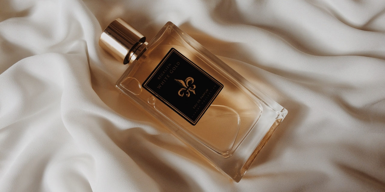 Perfume Review of White Gold Regalien